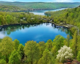 10 Laurel Drive South