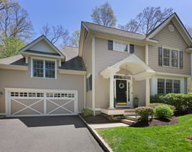 12 Woods Way
