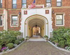 31 Pondfield Road W #1