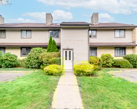 2289 Bedford Street #G11