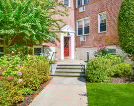 315 Palmer Terrace #1D
