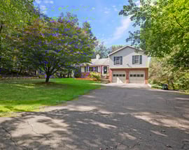 256b Great Plain Road