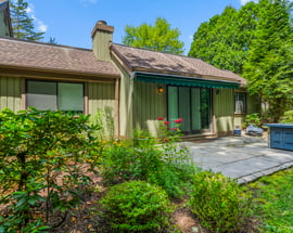 737 Heritage Village #A