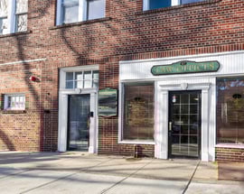 47 Beekman Avenue #31