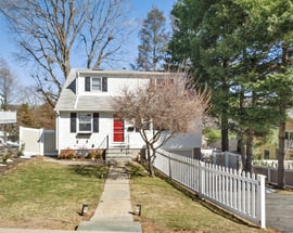 87 Center Street