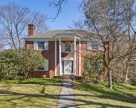 4 Tompkins Road