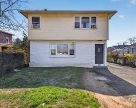 429 Thompson Avenue