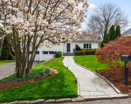 14 Echo Bay Place