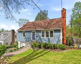 87 Lakeview Avenue