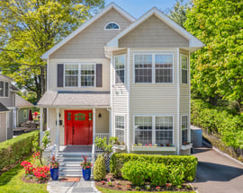34 Davis Avenue