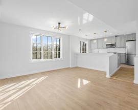 139 Fifth Avenue #5a