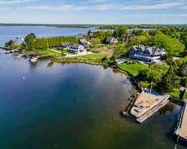 14 Pawcatuck Avenue