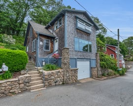 16 Ledge Road