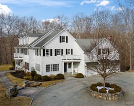 275 Newtown Turnpike