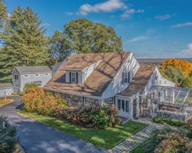 15 Gilbert Hill Road