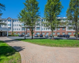1 King Philip Drive  #307