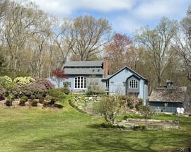 32 Gilbert Hill Road