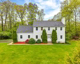 4 Fox Hollow