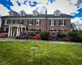 325 Woodbury Road