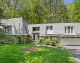 20 Mountain Wood Road