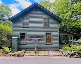 6 Spring Street