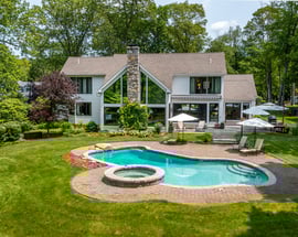 8 Heritage Island Road