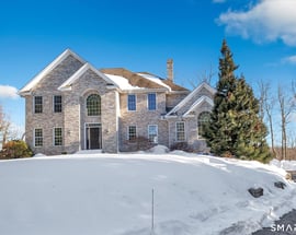 16 Scotch Pine Drive