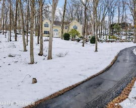 123a Peaceable Street