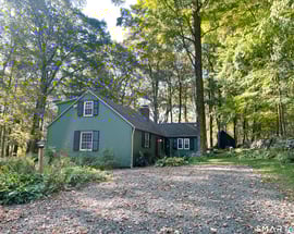 17 New Preston Hill Road