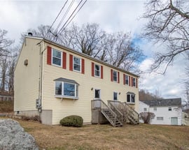 22 Maple Avenue