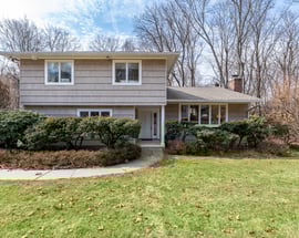 1 Red Oak Lane
