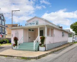 1007 Fairfield Beach Road
