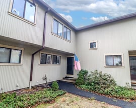 44 Woods Way #44