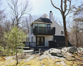 24 Deepwood Road