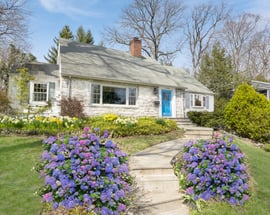 160 Douglas Place