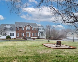 3 Huntington Lane