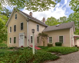 7 Orenaug Avenue