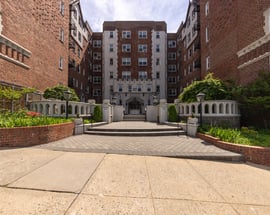 60 W Broad Street  #6A