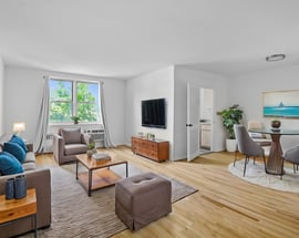 642 Locust Street  #3K