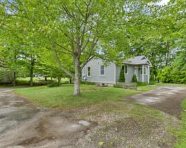 2 Lakeview Circle