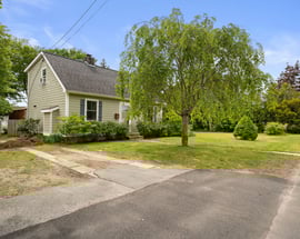 8 Maple Avenue