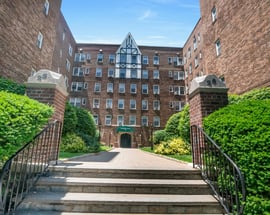 25 Parkview Avenue  #5H