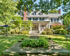 7 Hubbard St