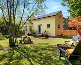 29 John St