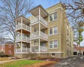 40 Robin Road  #APT 203