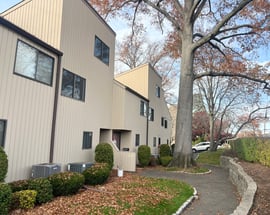 100 Hope Street  #APT 10