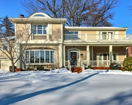 152 West River Street