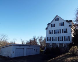 405 Mohegan Avenue Parkway