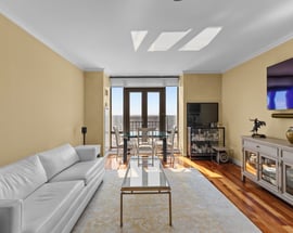 10 City Place  #PH2C