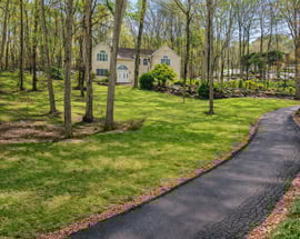 123a Peaceable Street